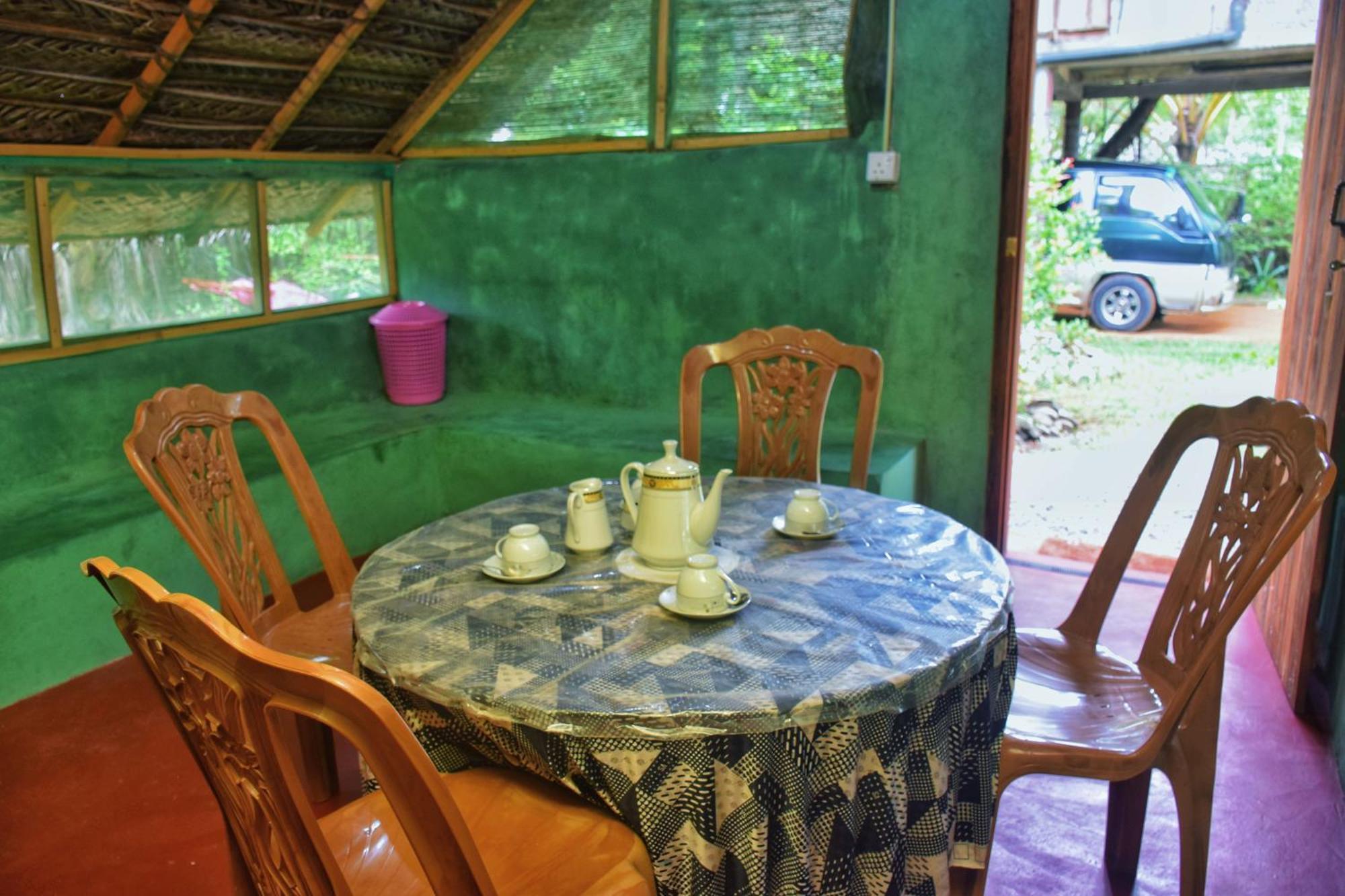 Passion Ray Villa & Tree Hut Sigiriya Exterior photo